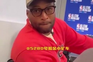 巅峰的你和约基奇单挑谁能赢？考辛斯曾答：我们谁也防不住对方！