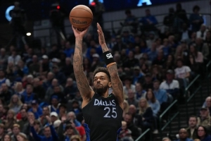 NBA首发大前锋P.J·华盛顿中国行三分球5投全失