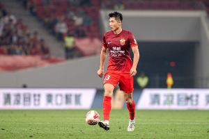全网热议！魏震点球破门，上海海港客场逆袭重庆铜梁龙