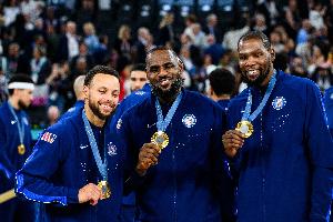 詹杜库退役后NBA是否会更受欢迎?帕森斯谈收视新高:确实,新人层出不穷