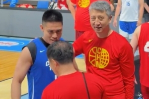 陈盈骏与郭士强、崔永熙曾同效力于龙狮队，叙旧热聊情深