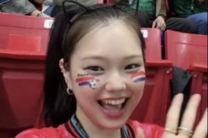 韩国女网红受邀观战韩墨之战，目睹墨西哥球迷种族歧视事件