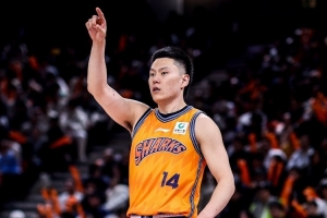 上海与李弘权续签两年C类合同，球员薪资有所妥协