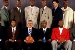 Bobby Marks回忆1996年NBA选秀:科比若篮网选择他,将威胁前往意大利发展