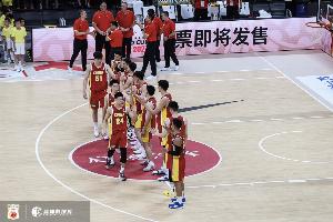 媒体人：中国男足无缘世界杯，中国男篮还能进世界杯吗？