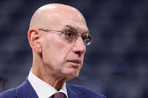 美媒称NBA收入未达预期，球员薪资将减少约5.5%，库里损失最高达330万