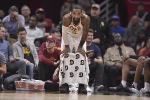 JR称NBA冷落球员 心理治疗开销理应由联盟承担 他们却不关心球员