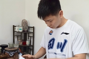 前山东蜜獾球员姚雨鑫正式加盟四川男篮