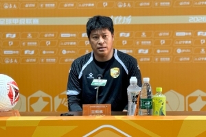 张耀坤表示：球队阵容有所调整，期待在这场重要比赛中取得佳绩