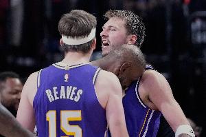 ESPN:只谈论高尔夫,东契奇未招募詹姆斯和里夫斯回归湖人