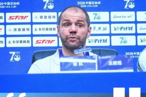 【赛后采访】罗比·尼尔森主教练谈感受：今日球迷给我留下深刻印象