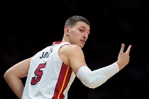 约维奇的字母寄语:展现棒球风打法,NBA下季进攻空间将更广阔
