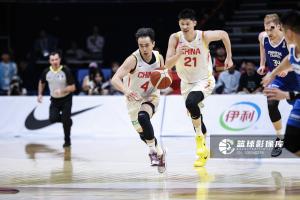 精准高效！赵继伟投中5记三分斩获17分4篮板6助攻2抢断