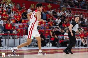 媒体人透露：国王曾细致评估年轻国手王浩然，其曾入围次轮选秀名单