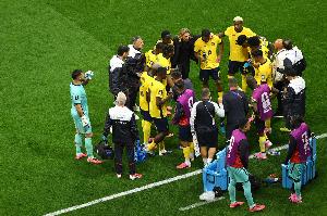 墨西哥对阵厄瓜多尔比赛正常补水,FIFA公告已删去“不补水”字样