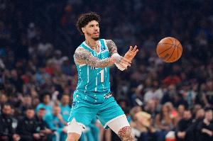 薪资专家称：黄蜂通过交易获得4077万交易特例，创NBA历史新高
