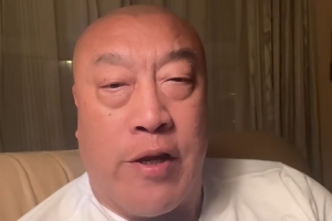 马健：当前湖人队完全按照东契奇的要求构建阵容，他们正在效仿当年的独行侠