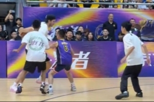 狂飙！里夫斯主场对决小球迷，硬战惊心动魄