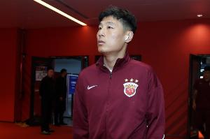 记者:海港队本场比赛足协杯,安永佳缺阵、武磊受伤;部分梯队球员得到补充