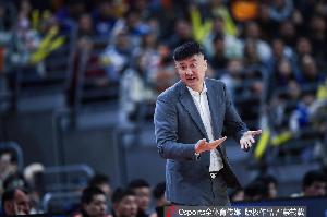 杜锋与广东男篮续约情况暂无进展