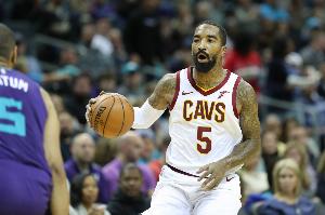 JR：16年职业生涯中，约七成时间饱受抑郁困扰