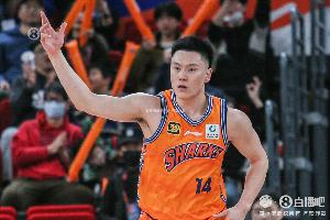 李弘权确认与上海队续约，未签顶薪以备球队未来引援