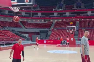 名宿来陪练