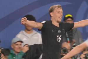 彼得森替补进球，塞内加尔球员自摆乌龙，挪威以1-0领先！