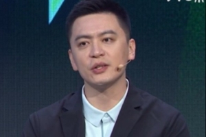 杨鸣谈教练经验：传承与保护关键球员，维护球队更衣室稳定