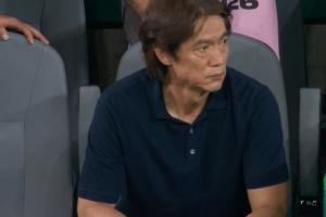 洪明甫称赞表现不俗,韩媒批评:令人震惊!此役堪称队史世界杯最差战绩