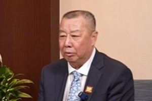宫鲁鸣称其“滚刀肉”的原因，吴庆龙解释或因意见过多
