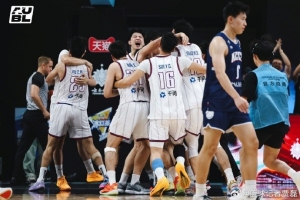 战报：交大险胜政大夺冠