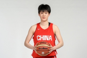 表现亮眼！贾驭7投4中得9分且送出2助攻，毫无失误