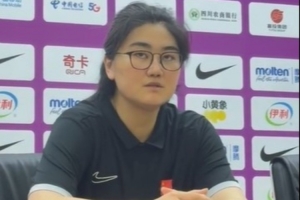 中国U17女篮主教练:诸多方面需改进,外线控制仍有不足