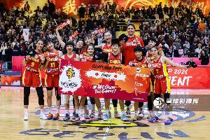 争议判罚引发热议？中国女篮热身赛对抗尼日利亚引关注