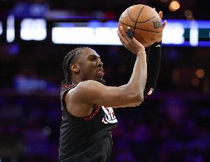 76人签下杰伦·布朗!马克西:NBA再呈现颠覆格局的重磅戏码