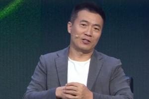 黄健翔表示：葡萄牙首轮战平引发热议，皆因C罗成为焦点，首轮平局不足为奇