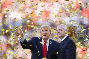 因凡蒂诺连任获得200多家足协支持，世界杯期间行程超过10万公里