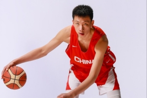 赵博新与加拿大对决送出8次封盖，与周琦并列U17世界杯单场第二高纪录