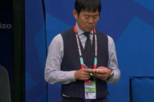 前田大然进攻失败，森保一再次拿出小本子记录笔记