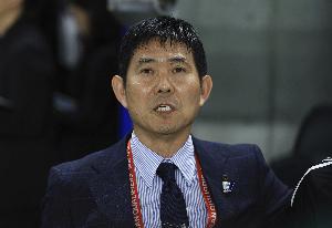 森保一表示：目前26人组成了日本队最强阵容，每场比赛都要全力以赴争取胜利