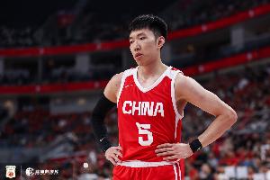 局面混乱！中国男篮第三节失误达10次，荷兰仅5次