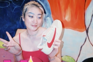 代言人体验超棒！李梦展示最新倒钩款式，此配色尚未公开发售